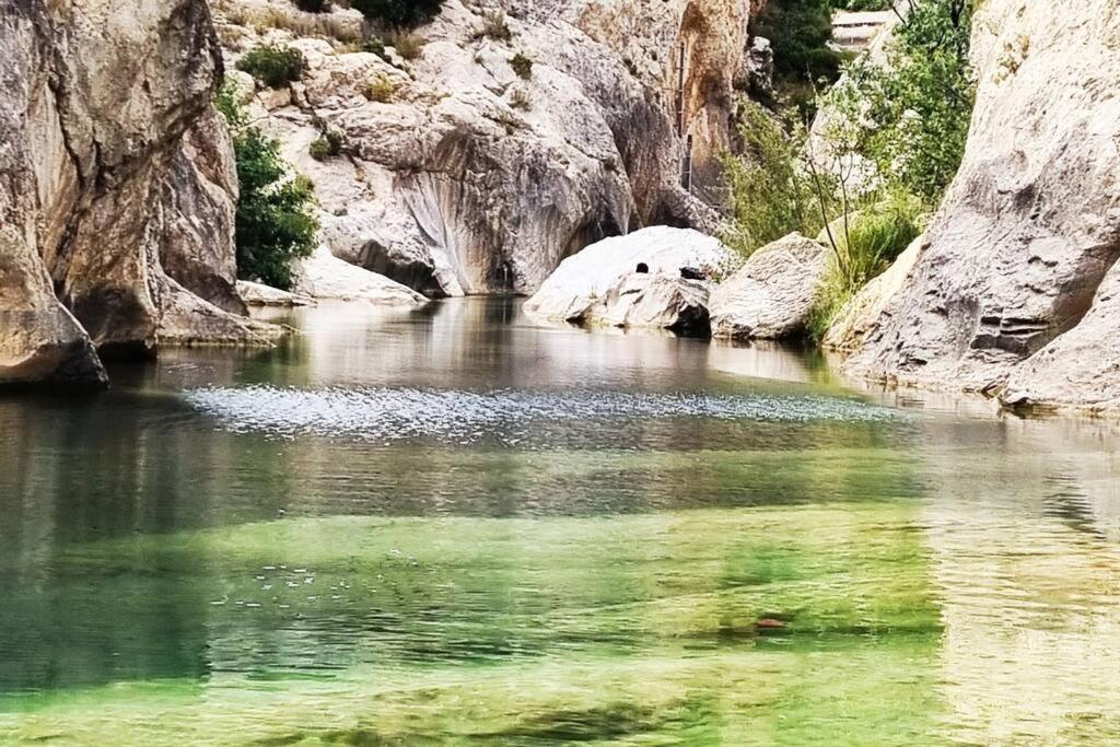 Gite De La Confluence Padern Kültér fotó